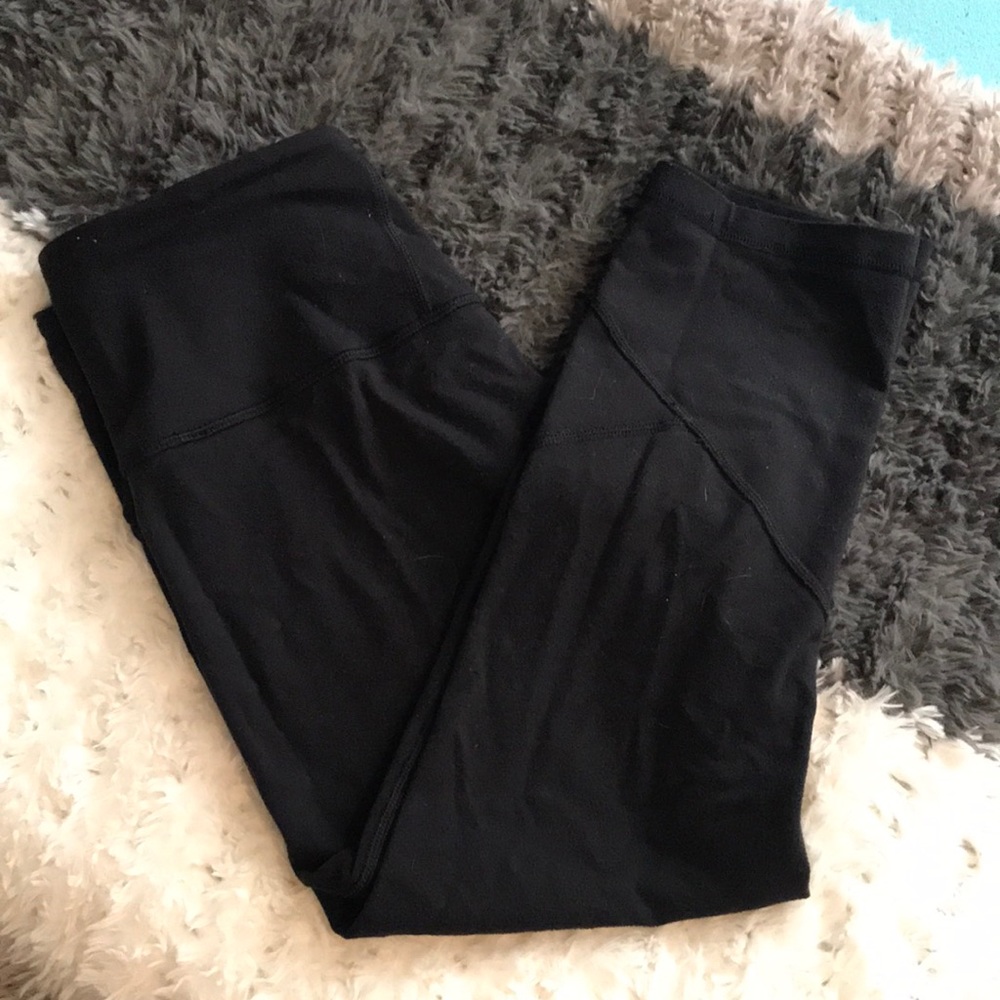 Lululemon crops